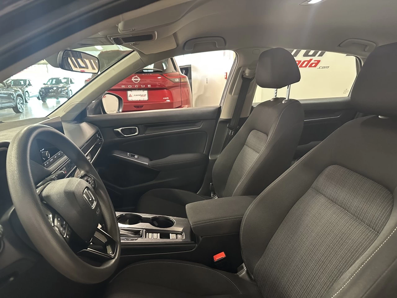 2022 Honda Civic LX Main Image