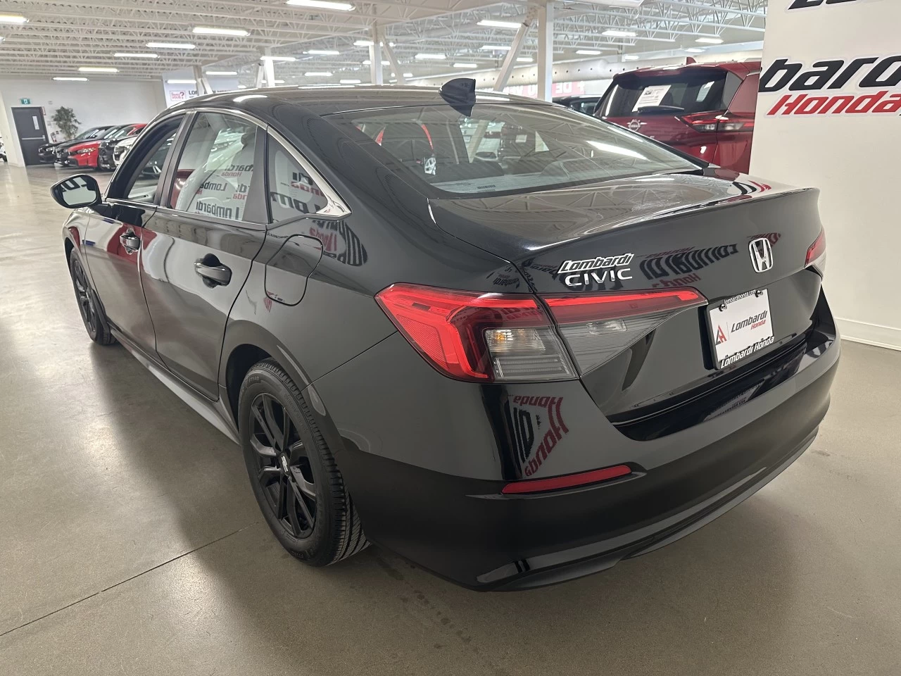 2022 Honda Civic LX Main Image