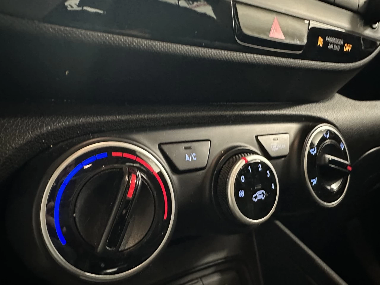 2023 Hyundai Venue Preferred Main Image