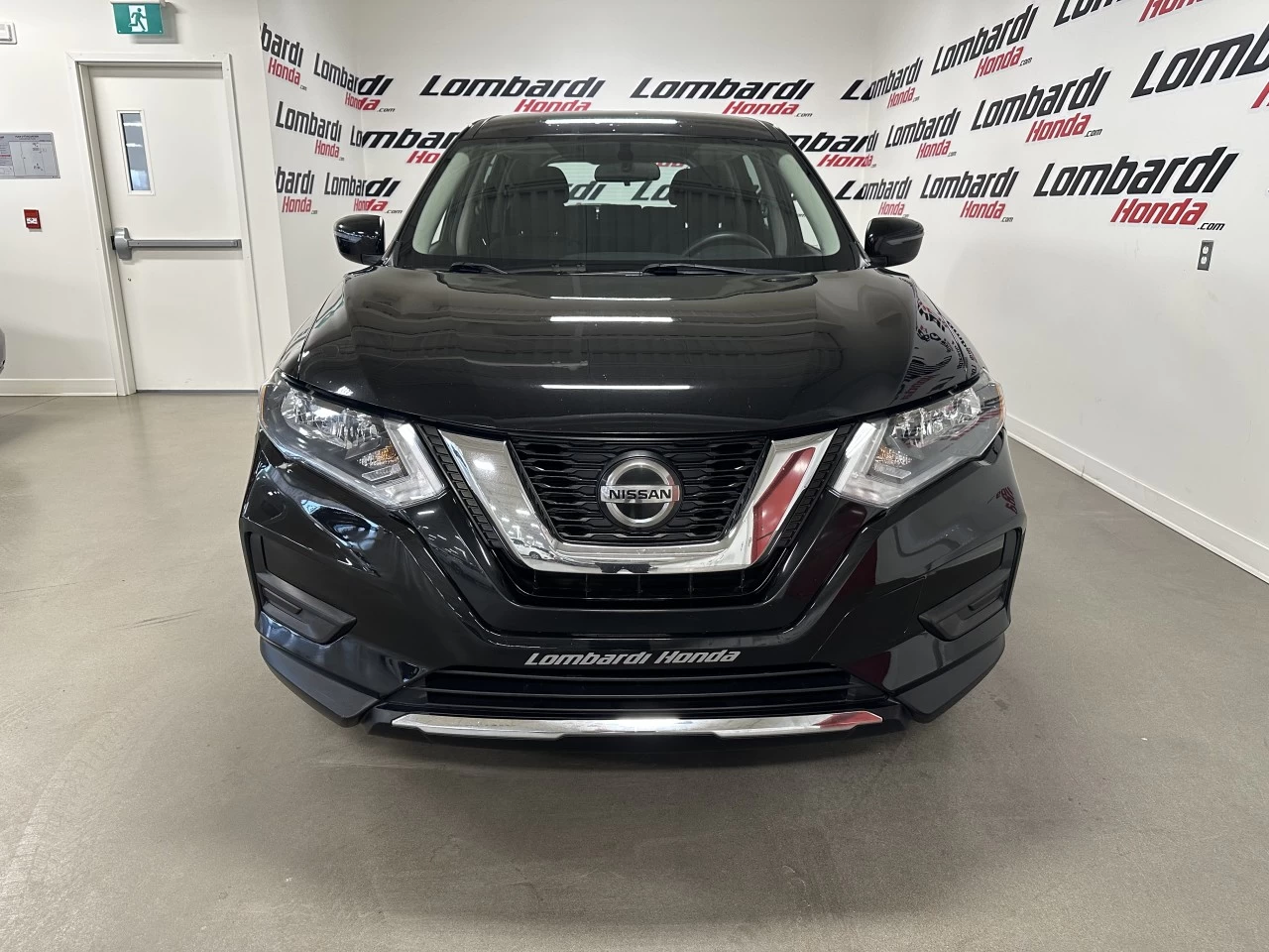 2018 Nissan Rogue S/SV Main Image