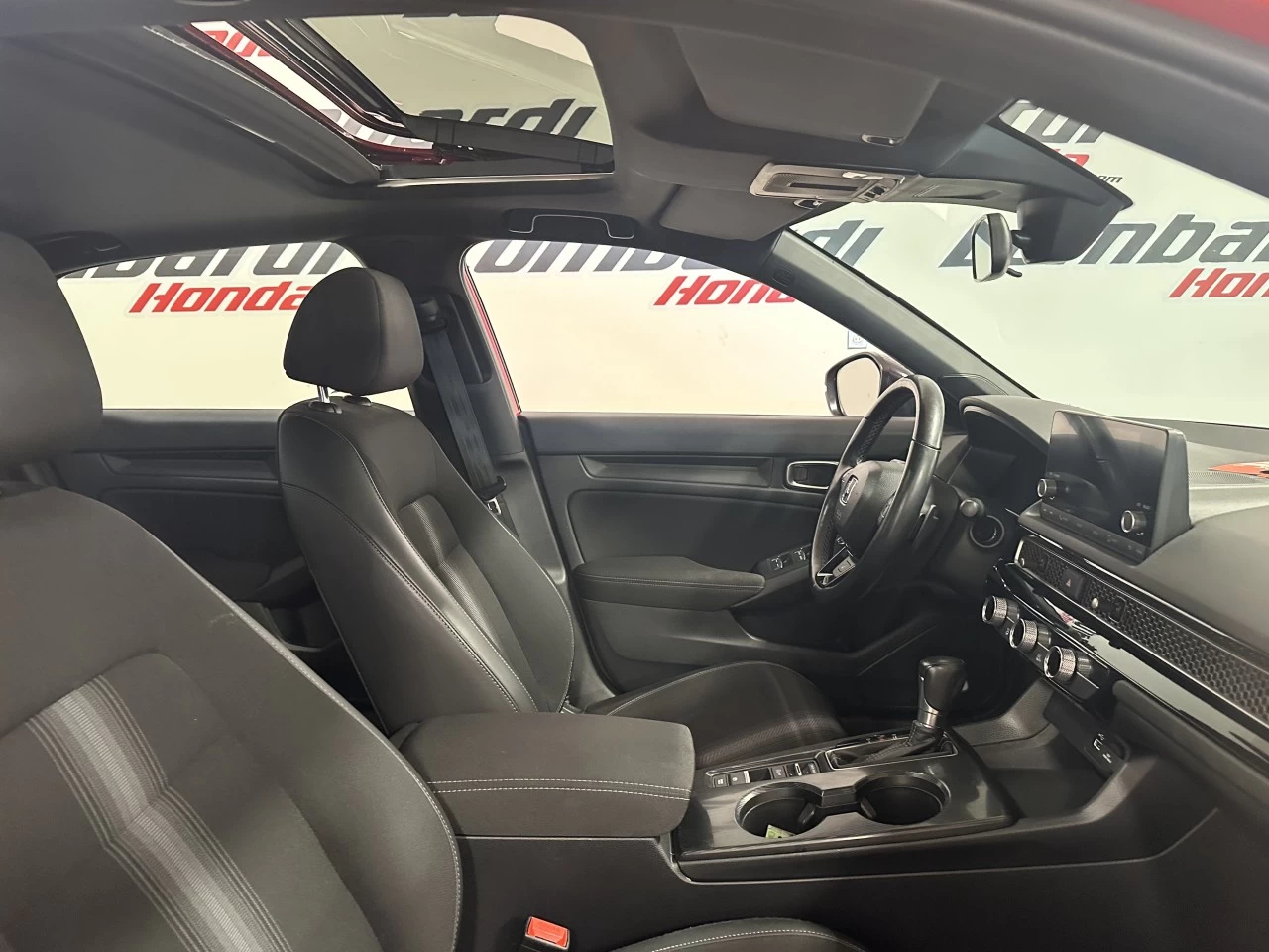 2023 Honda Civic
                                                        Sport/Sport-B Main Image