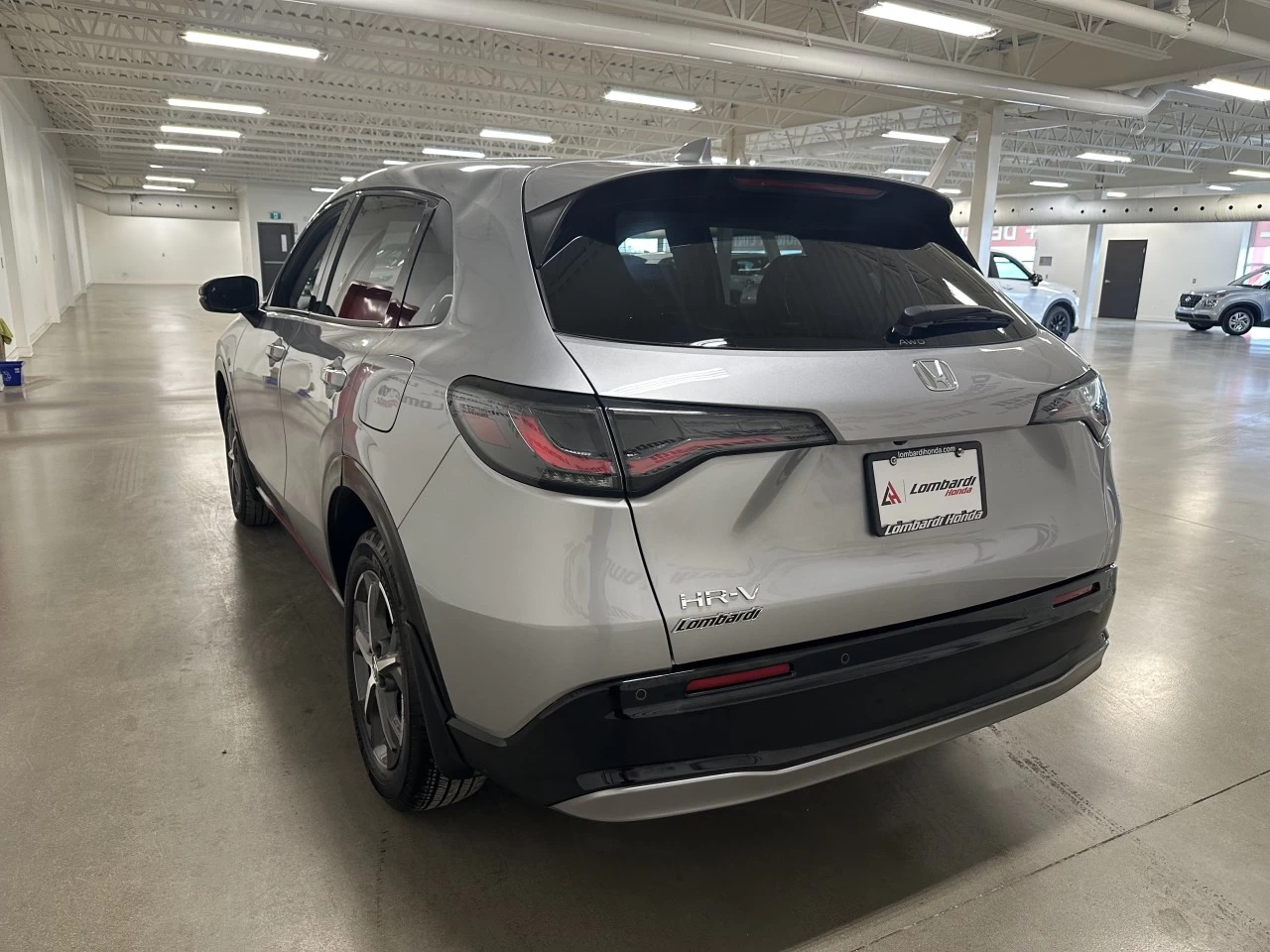 2024 Honda HR-V EX-L Navi https://www.lombardihonda.com/resize/b990ff35b810a3abc0cc817b2ca24889-1