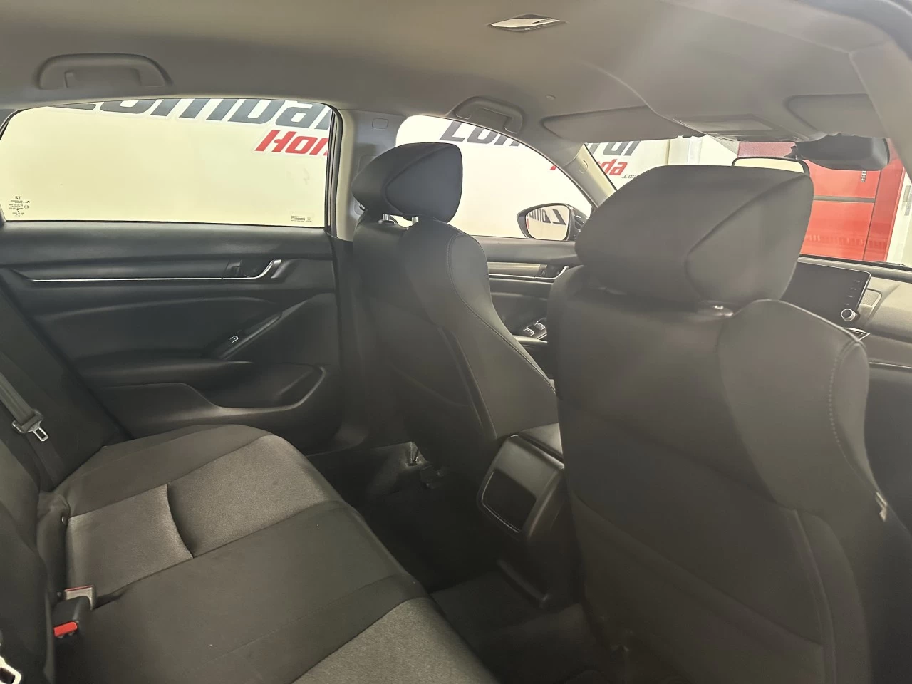 2019 Honda Accord LX Main Image