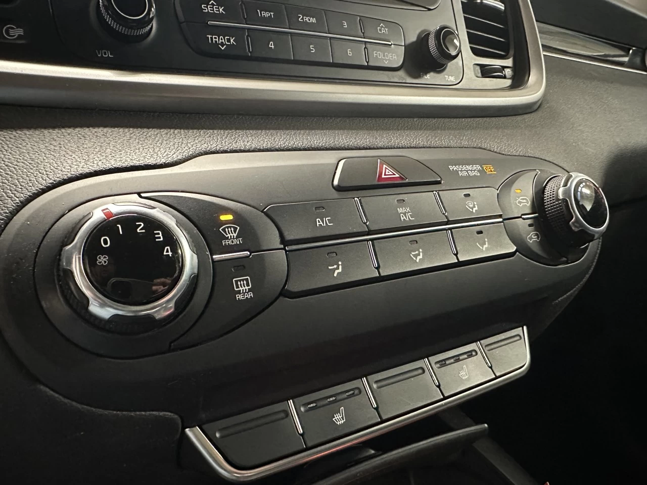 2017 Kia Sorento LX Main Image