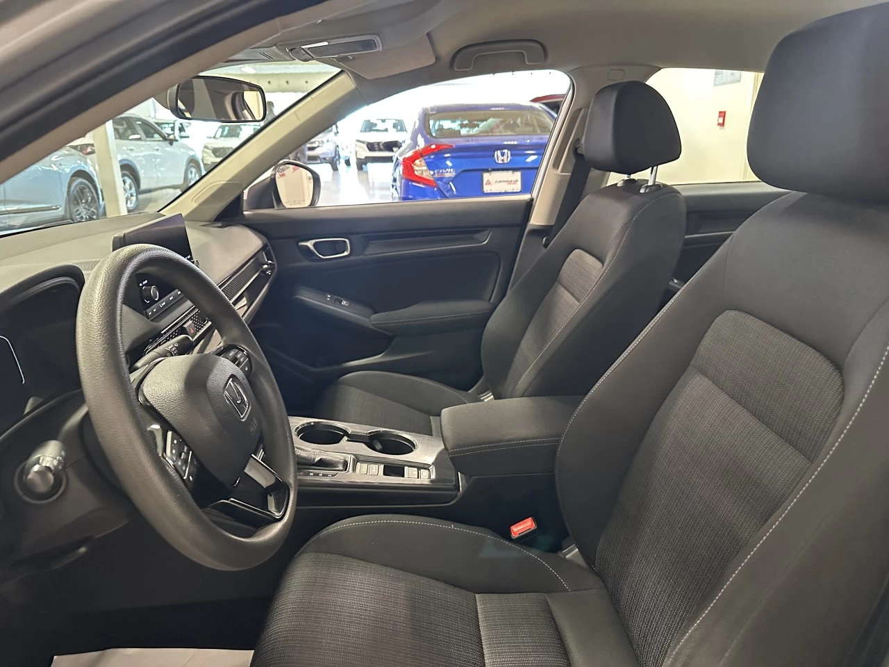 2022 Honda Civic LX Image principale