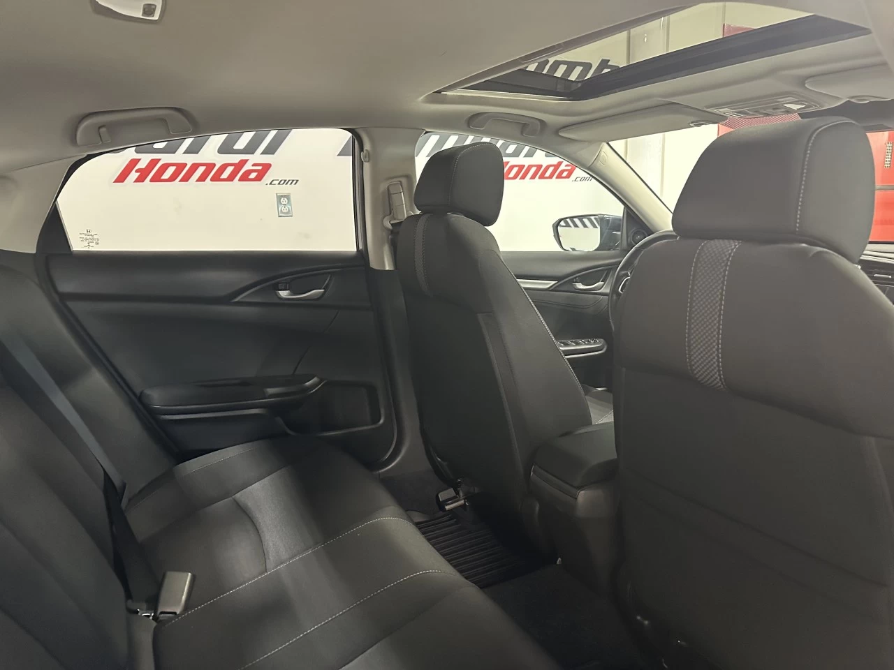 2020 Honda Civic EX Main Image