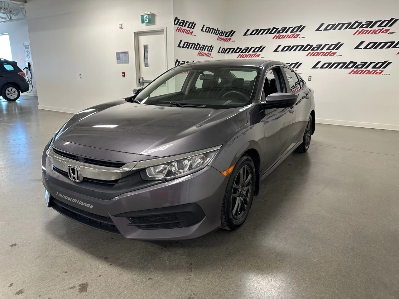 2017 Honda Civic
                                                    LX Main Image