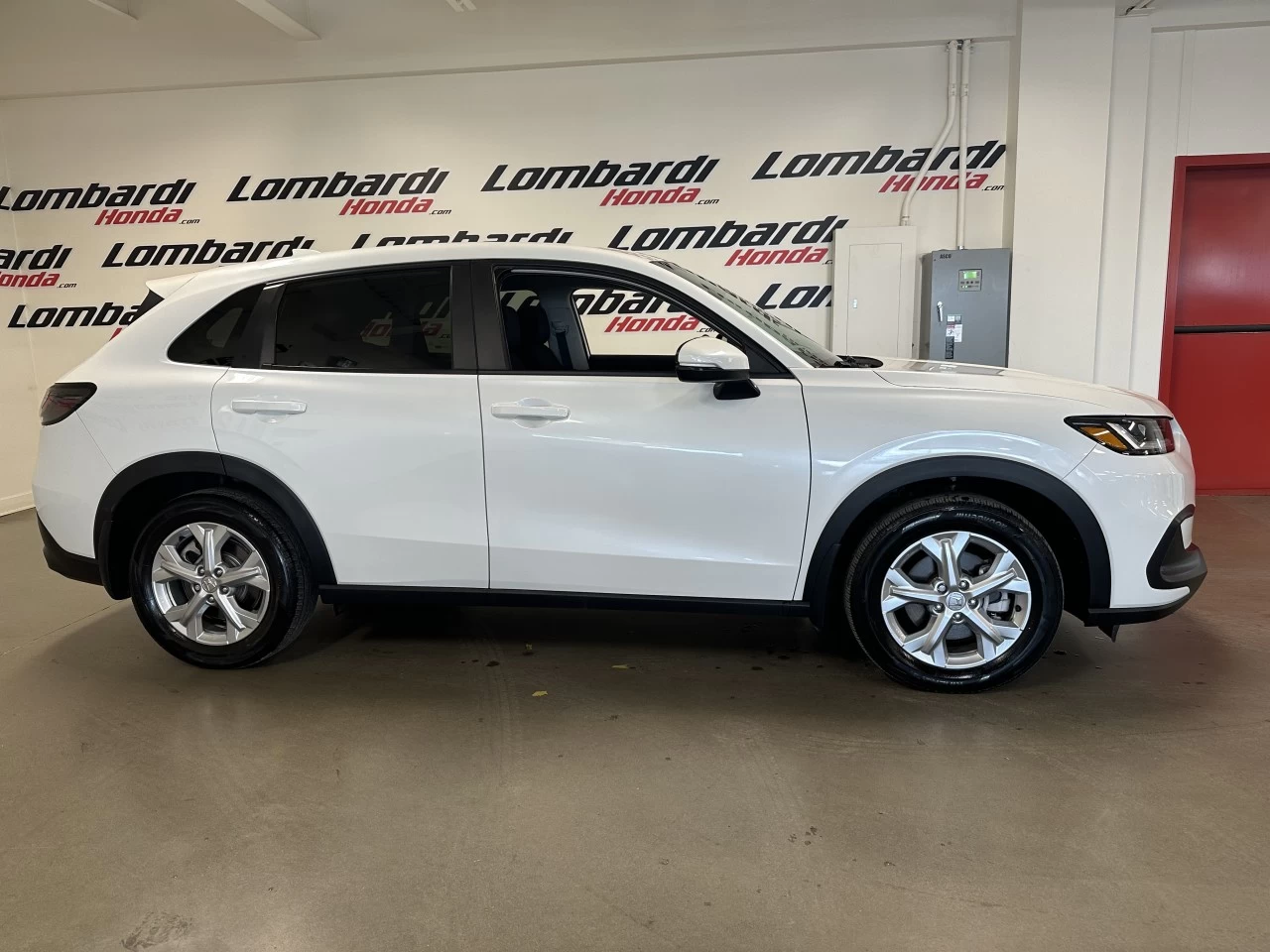 2024 Honda HR-V
                                                    LX-B Main Image