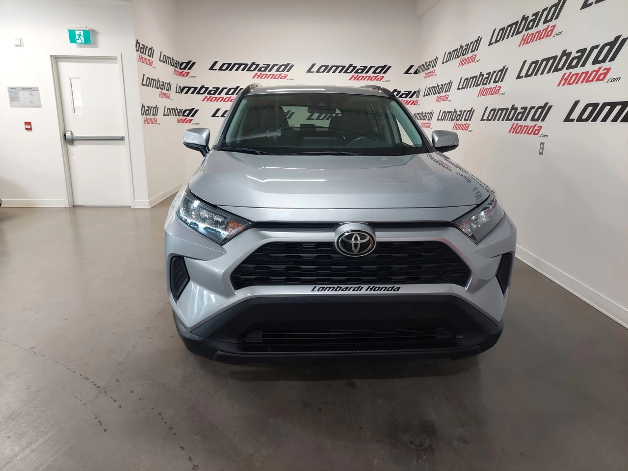 2021 Toyota RAV4
                                                    LE Main Image