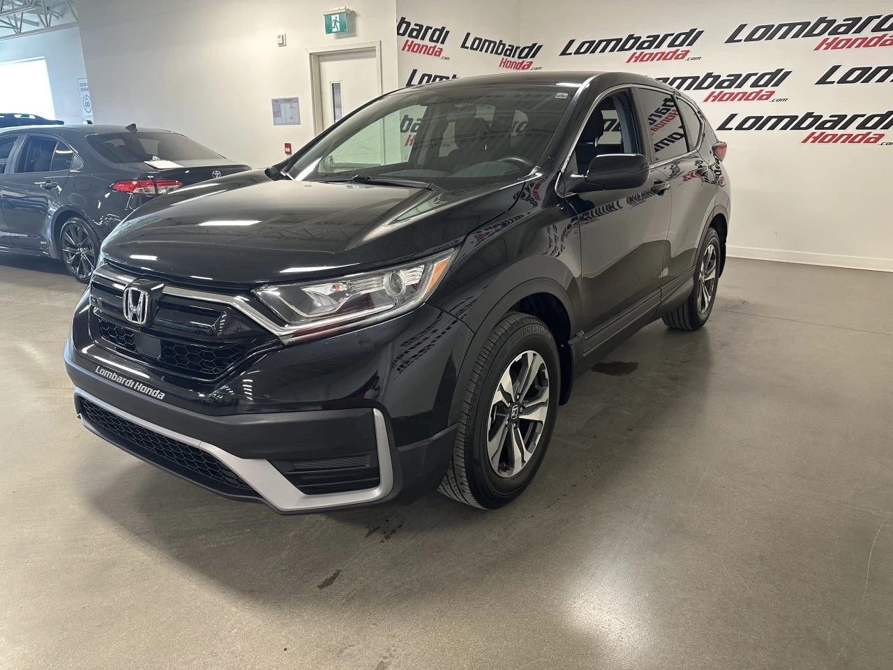 2021 Honda CR-V LX https://www.lombardihonda.com/resize/b990ff35b810a3abc0cc817b2ca24889-1