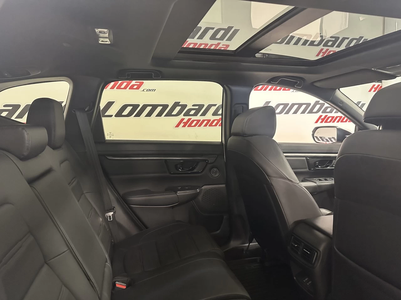 2020 Honda CR-V Touring/Black Edition Main Image