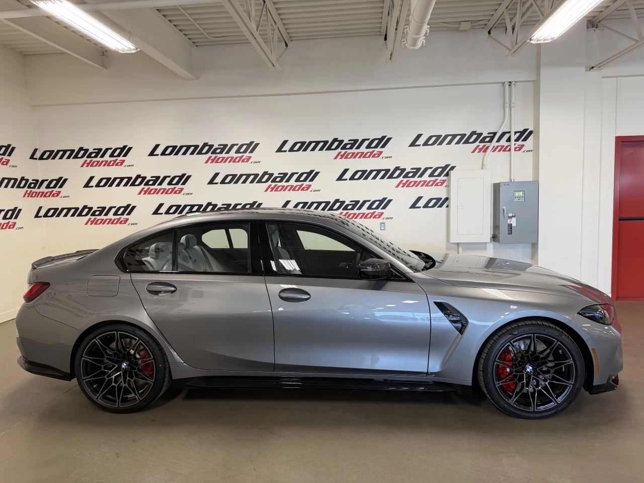 2027 BMW M3 Competition - premium package - full carbon Main Image
