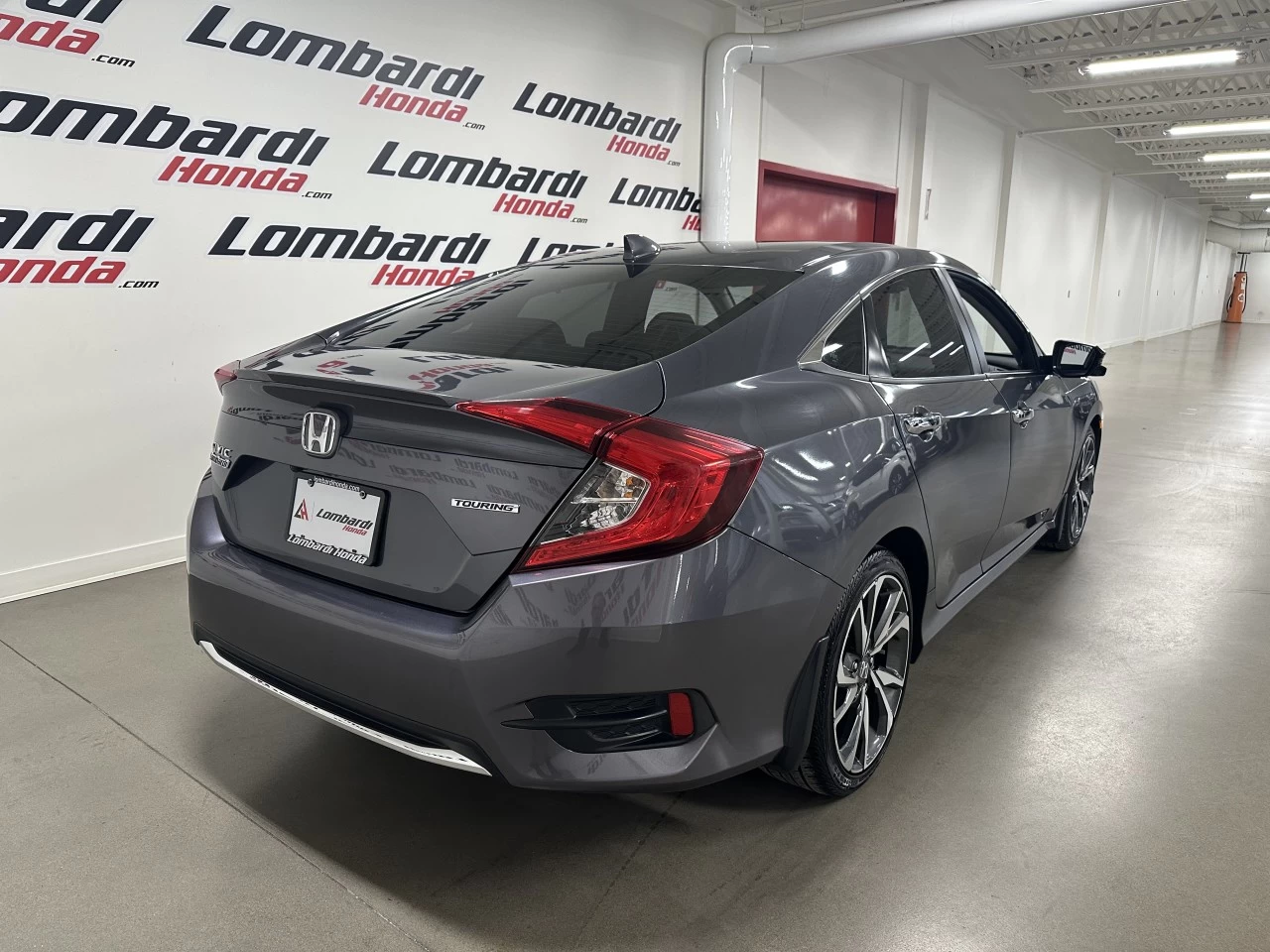 2020 Honda Civic Touring Main Image