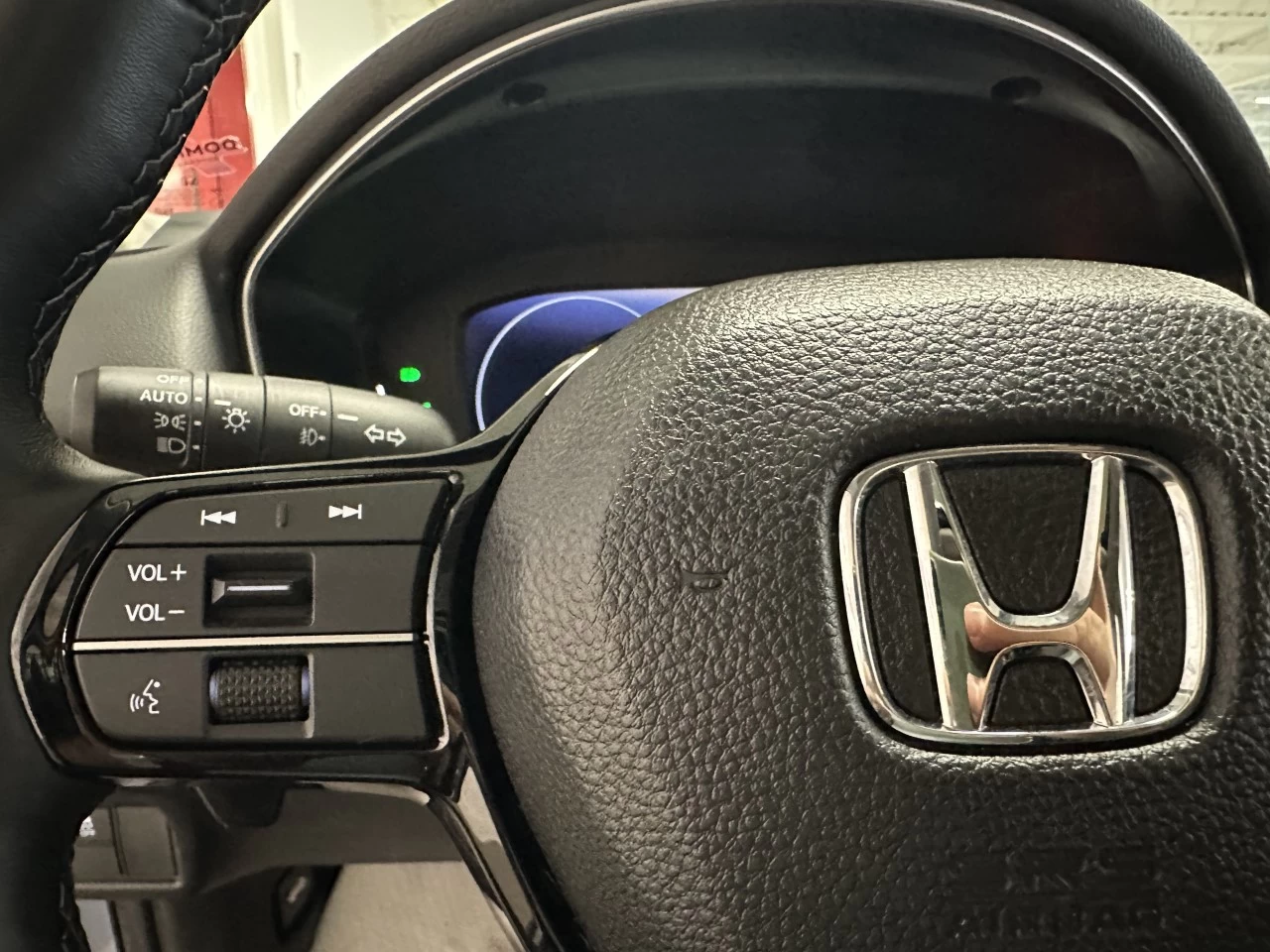 2024 Honda Civic Touring Main Image