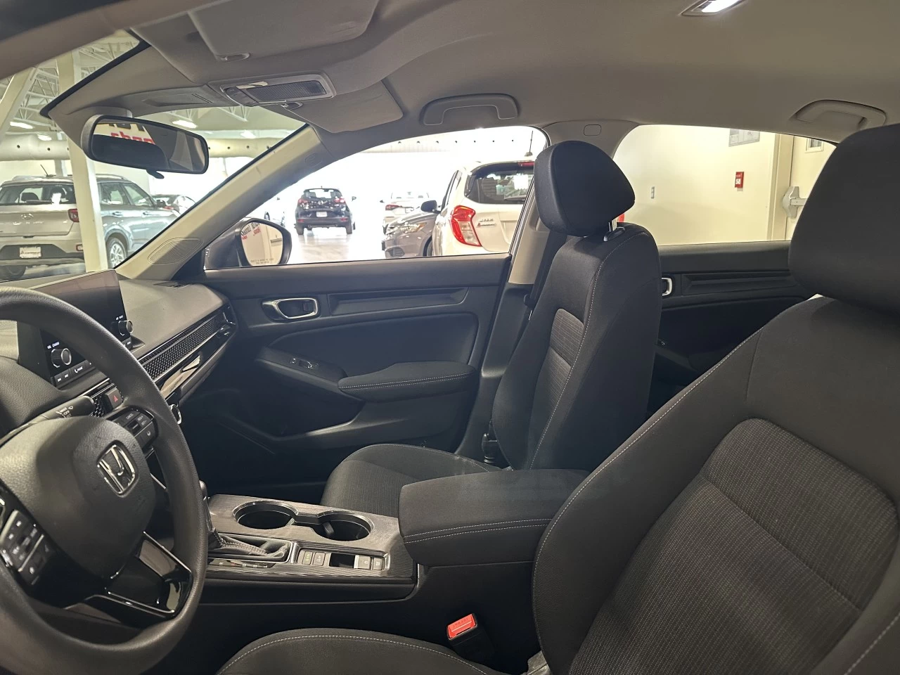 2022 Honda Civic LX Main Image