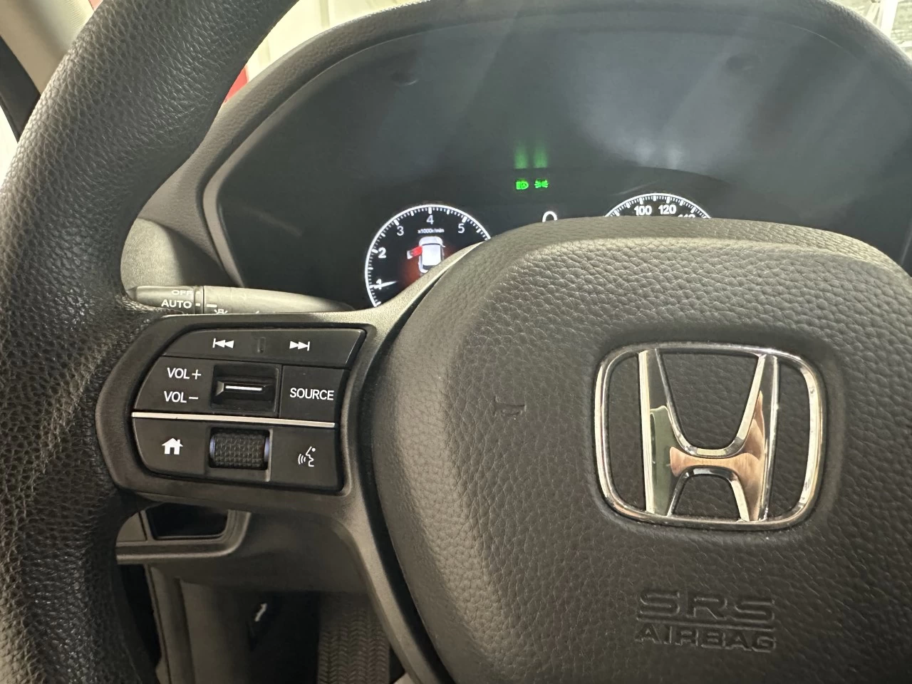 2023 Honda HR-V
                                                    LX Image principale