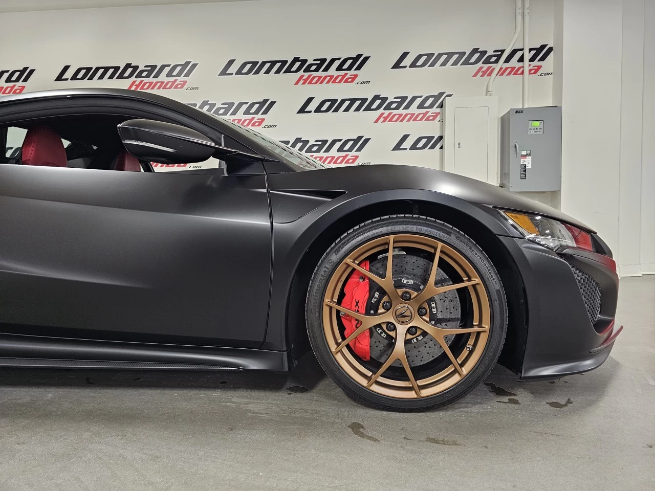 2017 Acura NSX FULL MAT PPF - FULL CARBONE - ORIGINAL - https://www.lombardihonda.com/resize/b990ff35b810a3abc0cc817b2ca24889-1