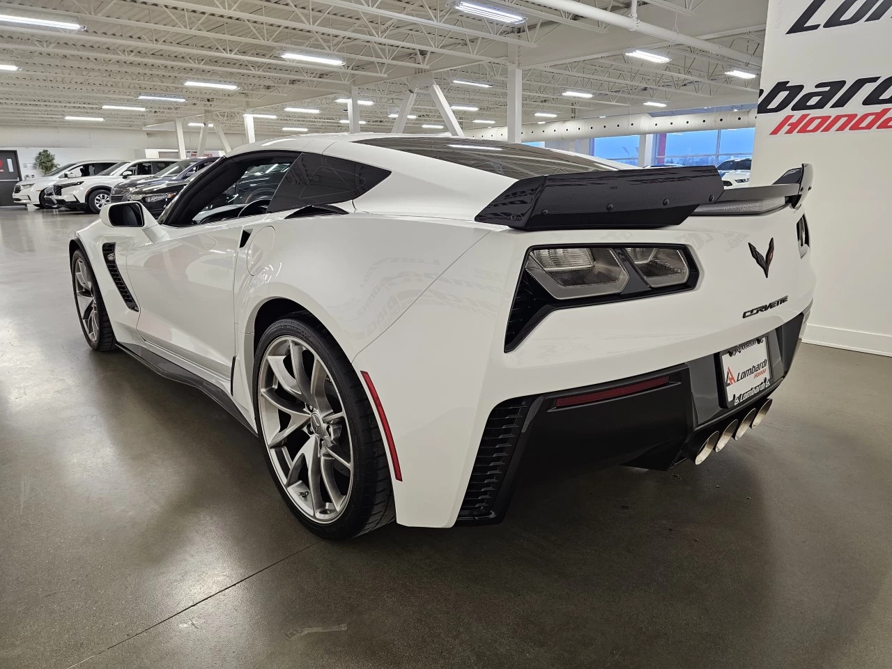 2019 Chevrolet Corvette Z06 3LZ https://www.lombardihonda.com/resize/b990ff35b810a3abc0cc817b2ca24889-1
