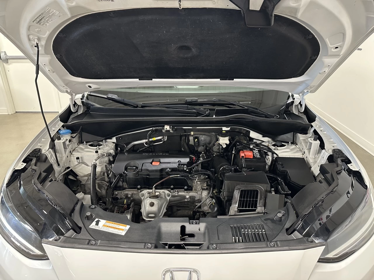 2023 Honda HR-V Sport https://www.lombardihonda.com/resize/b990ff35b810a3abc0cc817b2ca24889-1