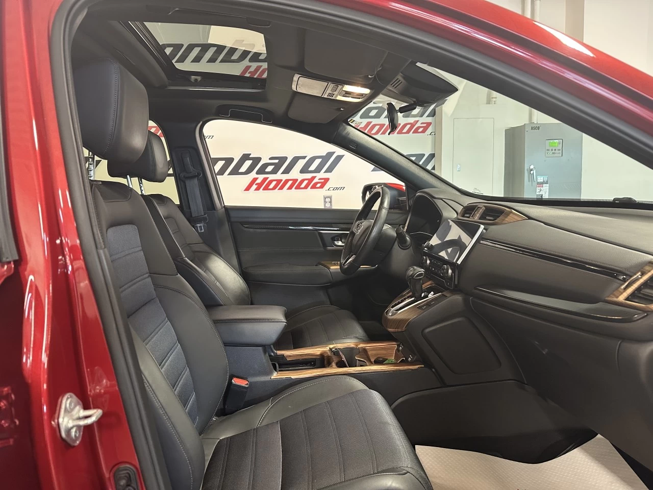 2021 Honda CR-V
                                                    Sport Main Image