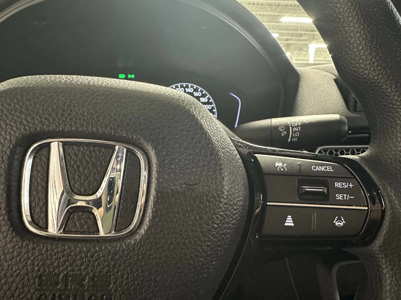 2024 Honda Civic LX-B Image principale