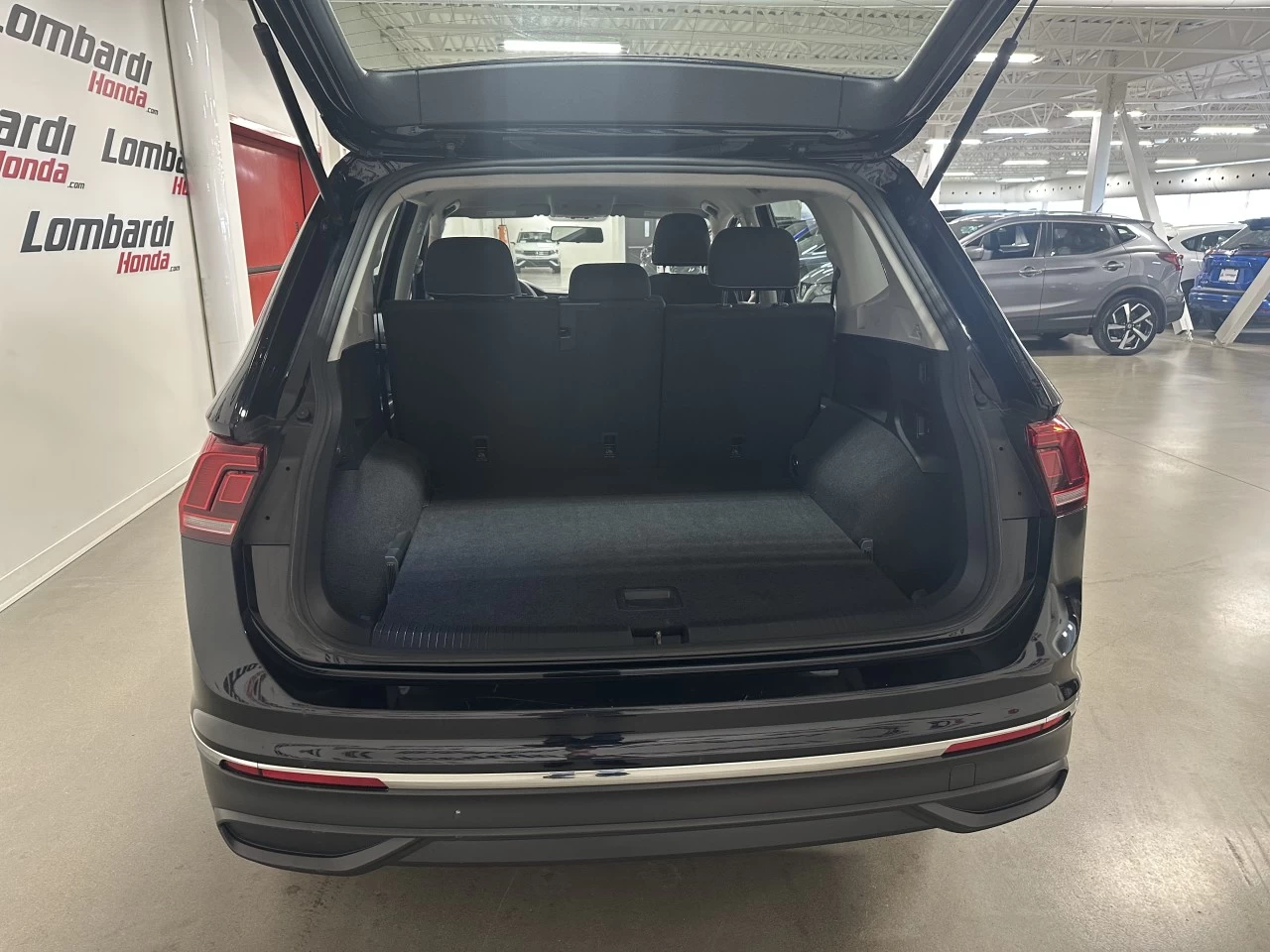 2022 Volkswagen Tiguan Trendline Main Image