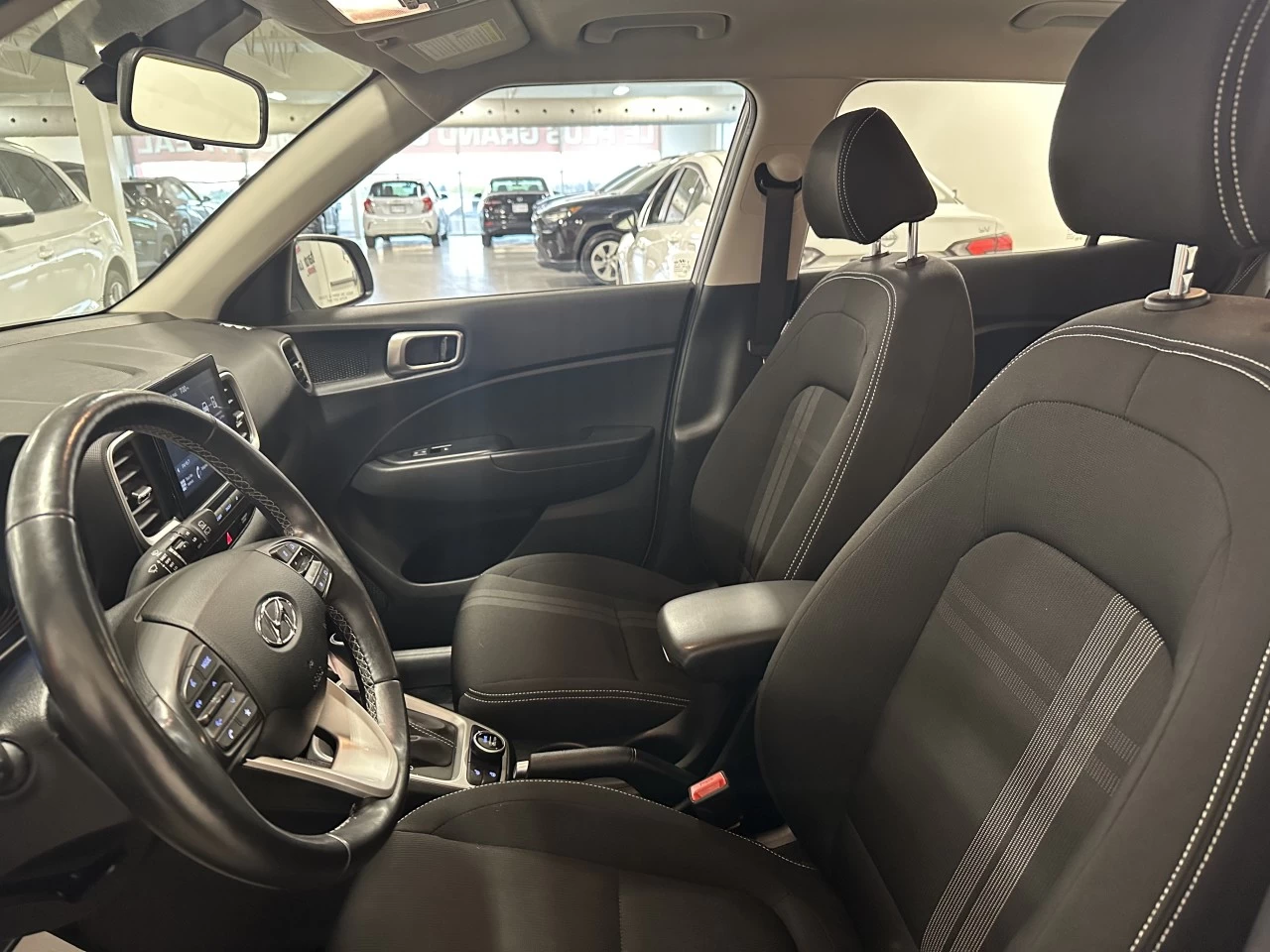 2024 Hyundai Venue Preferred Image principale