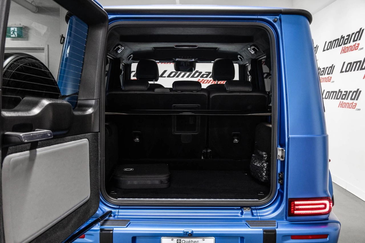 2025 Mercedes-Benz G63 AMG G 580e https://www.lombardihonda.com/resize/b990ff35b810a3abc0cc817b2ca24889-1