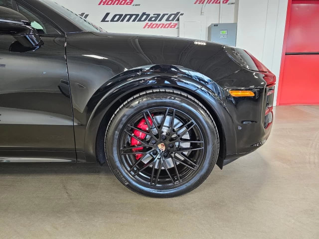 Porsche Cayenne GTS 2026
