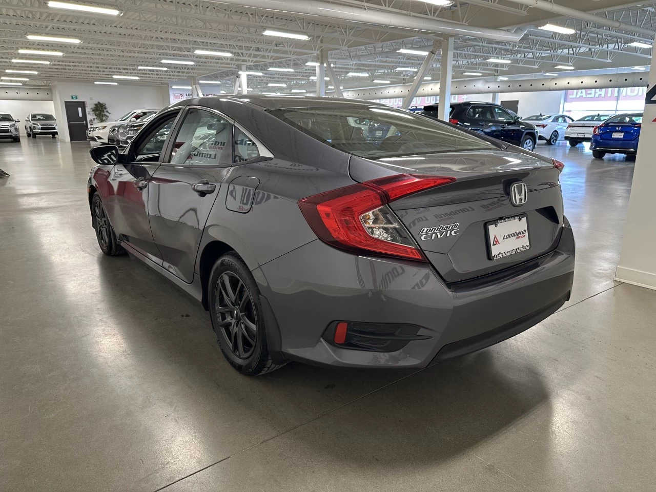 2017 Honda Civic
                                                    LX Main Image