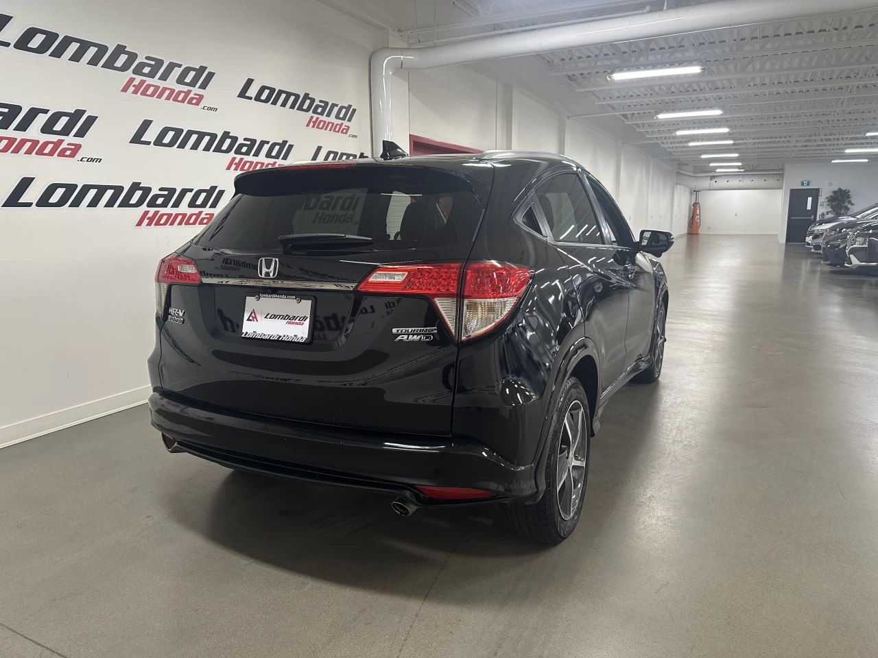 2022 Honda HR-V Touring Main Image