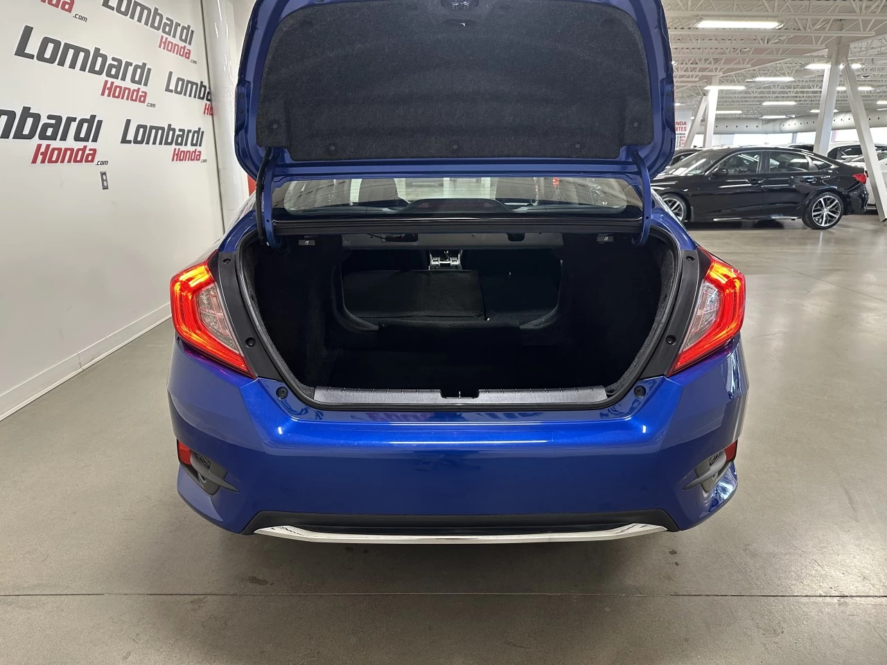 2020 Honda Civic LX Image principale
