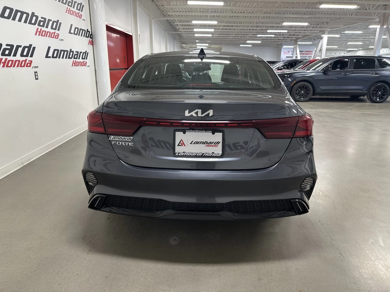 2023 Kia Forte EX Image principale