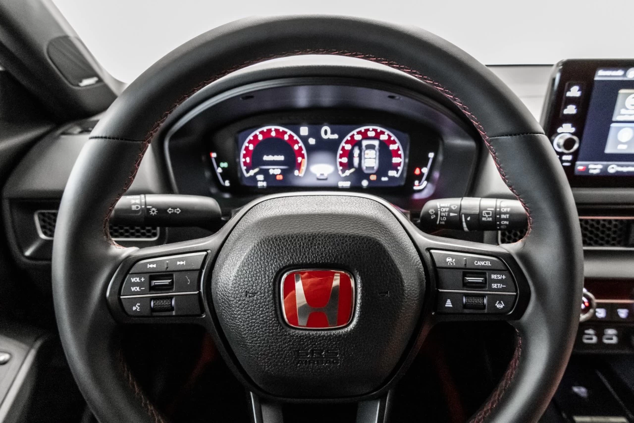 2023 Honda Civic TYPE R https://www.lombardihonda.com/resize/b990ff35b810a3abc0cc817b2ca24889-1