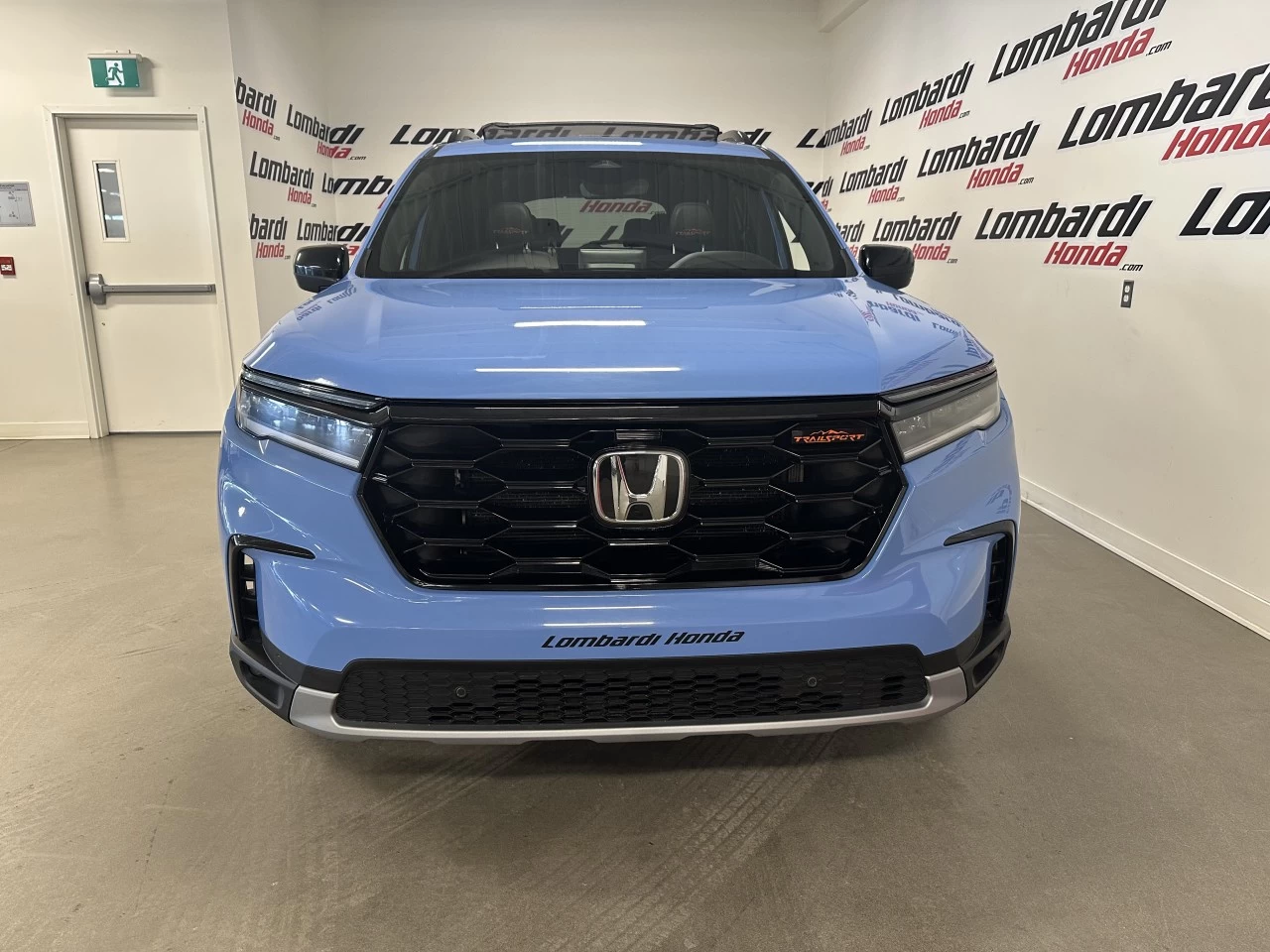 2023 Honda Pilot TrailSport Main Image