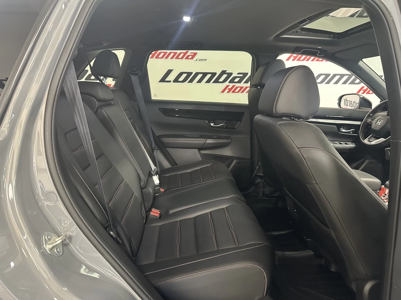 2023 Honda CR-V Touring Image principale