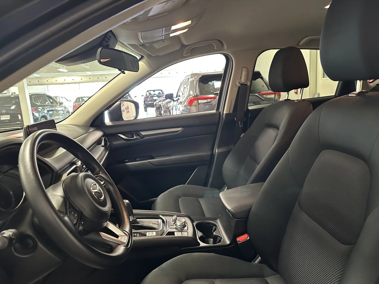 2021 Mazda CX-5 GX Image principale
