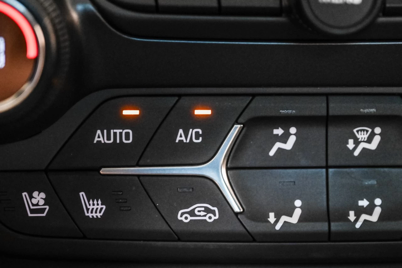 2017 Chevrolet Corvette Z51 2LT https://www.lombardihonda.com/resize/b990ff35b810a3abc0cc817b2ca24889-1