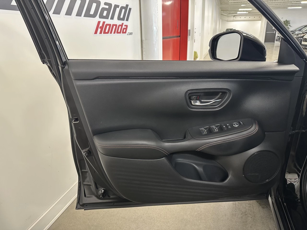 2024 Honda HR-V Sport-B Main Image
