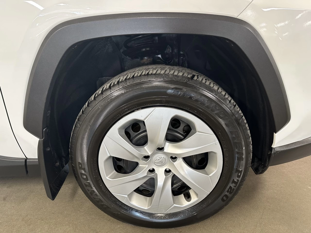 2020 Toyota RAV4 LE Main Image