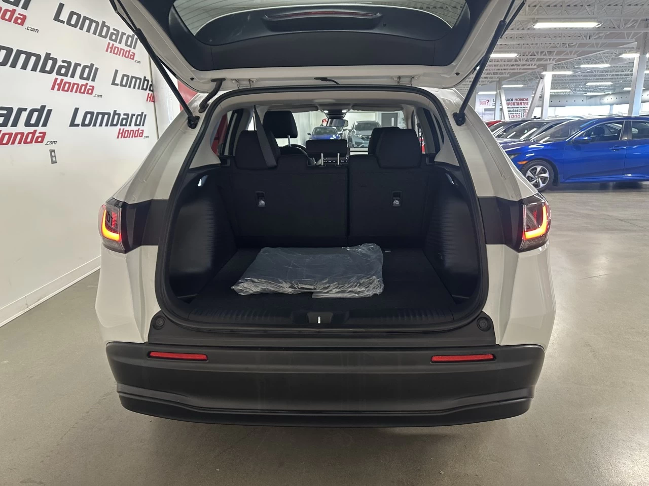2025 Honda HR-V LX Main Image