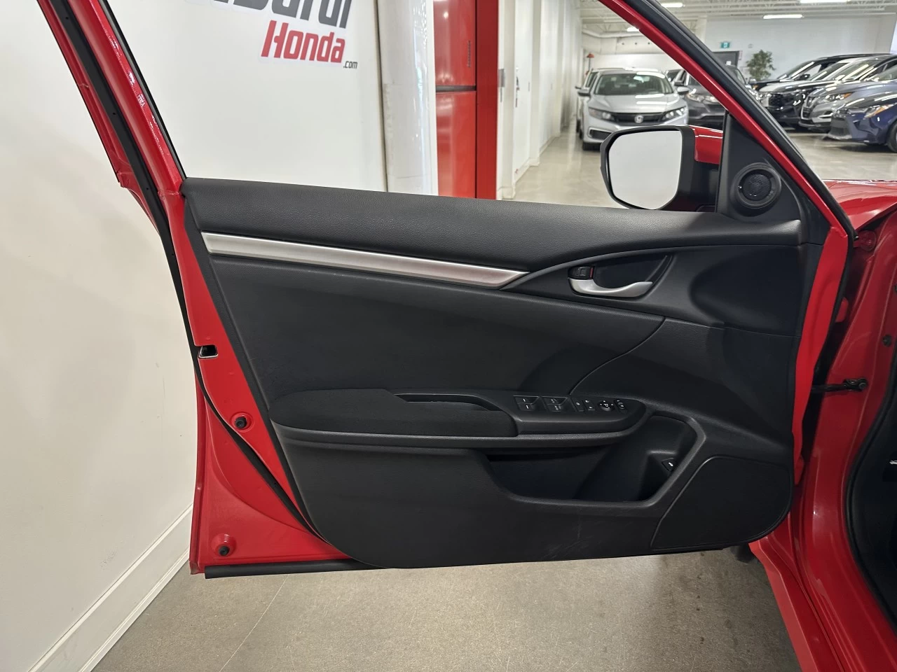 2020 Honda Civic LX Image principale