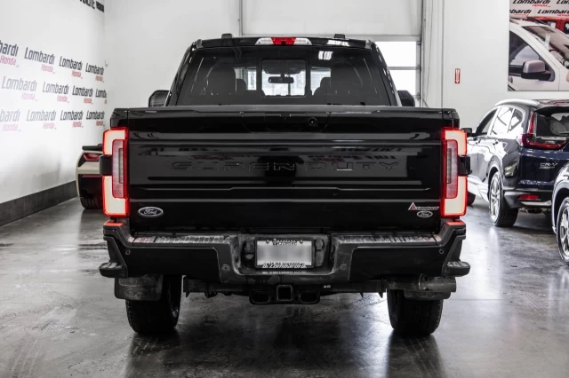 Ford F-250 Platinum 2025