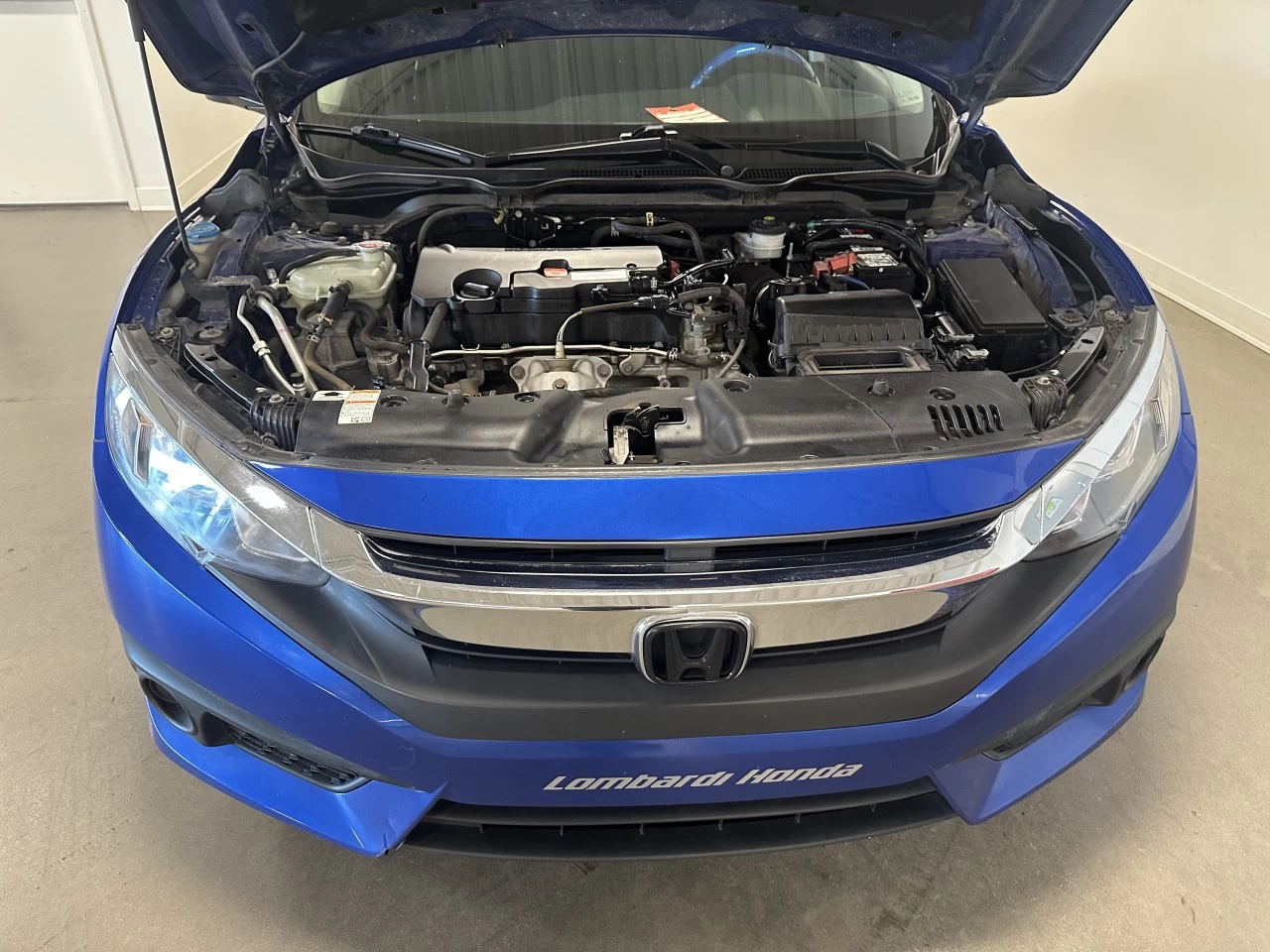 2018 Honda Civic EX Main Image