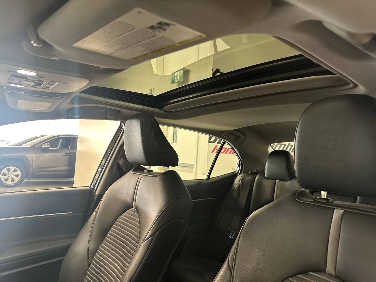 2023 Toyota Camry Hybrid Main Image