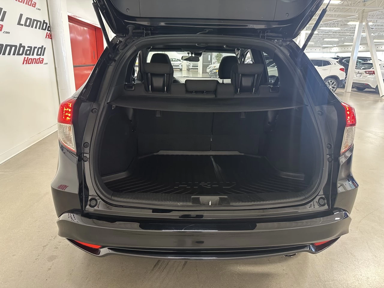 2022 Honda HR-V
                                                    Sport Main Image