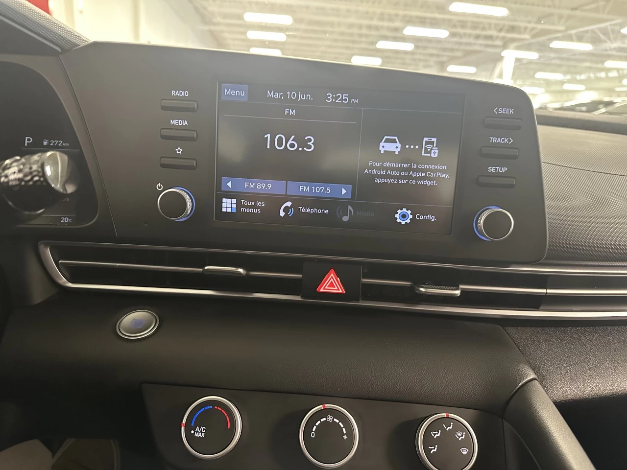 2022 Hyundai Elantra
                                                    Preferred Image principale