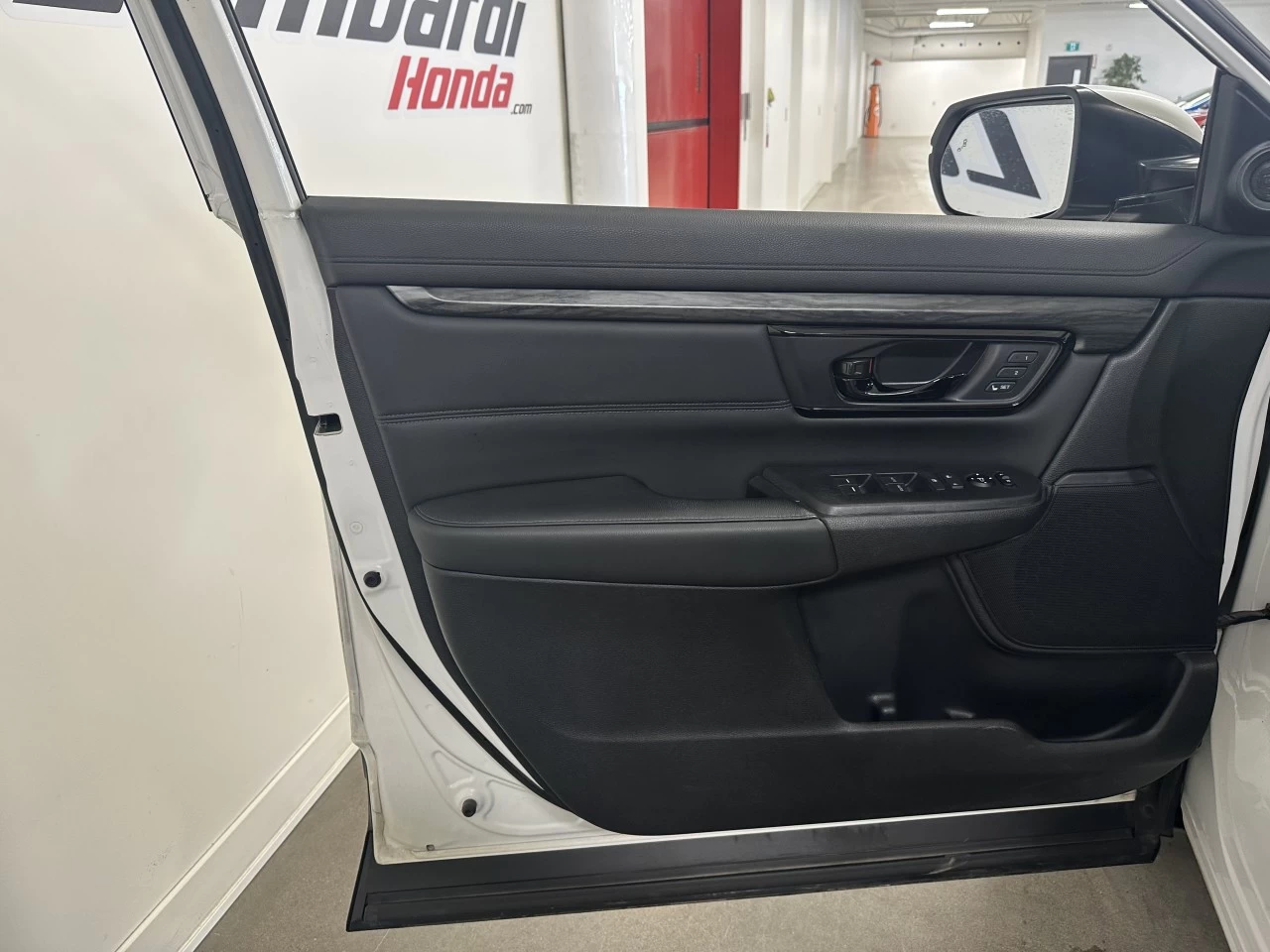 2020 Honda CR-V Touring/Black Edition Main Image