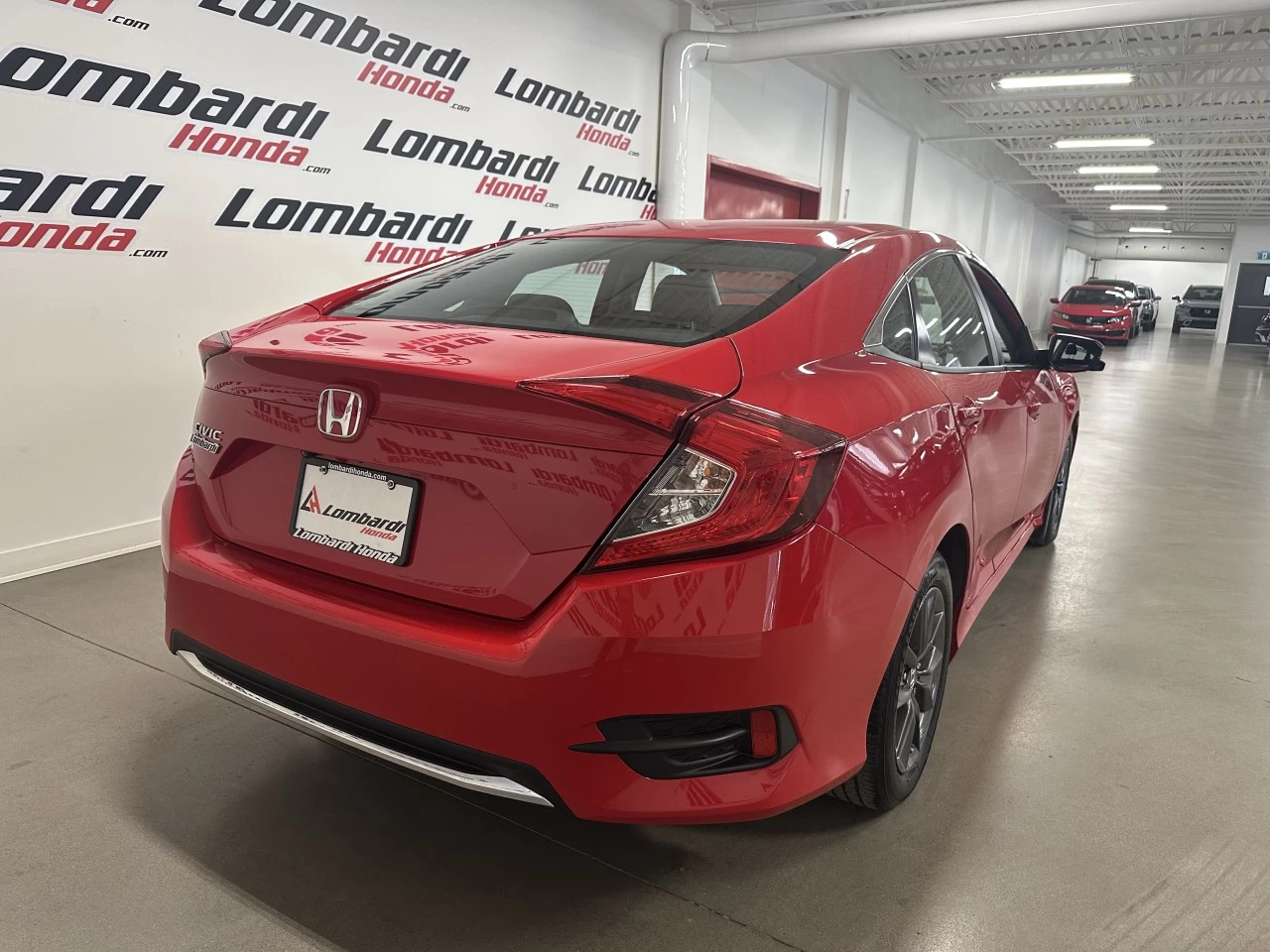 2020 Honda Civic
                                                    EX Main Image
