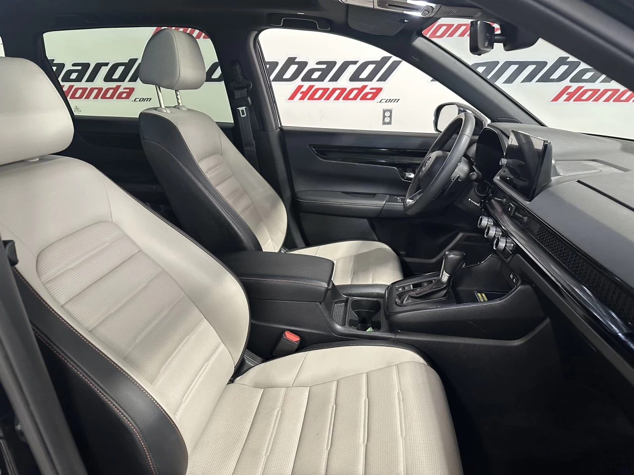 2024 Honda CR-V hybride Touring Image principale